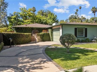 22232 Buena Ventura St, Woodland Hills, CA 91364
