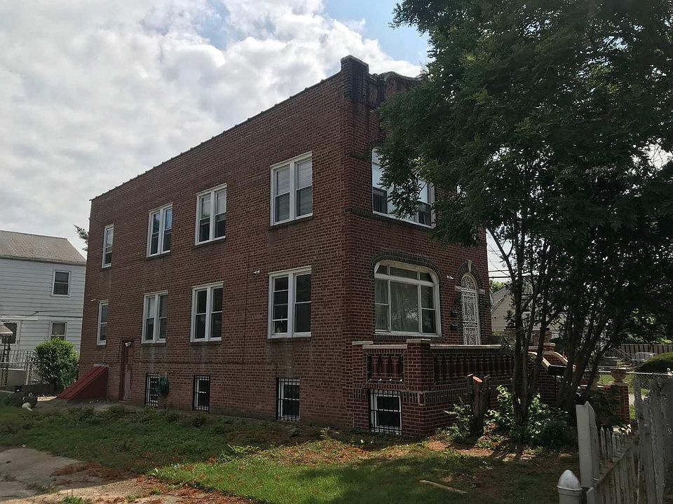 1st image of 14002 116th Ave #2