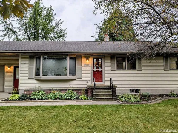 305 Grant St, Auburn, MI 48611