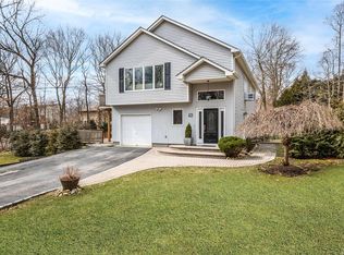 280 Avenue C, Ronkonkoma, NY 11779