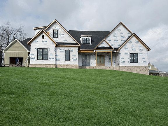 2nd image of 128 Doe Rd