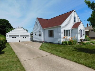 1320 W 39th St, Erie, PA, 16509