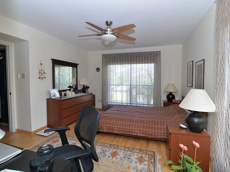 2025 Augusta Dr #806 — Photo 5