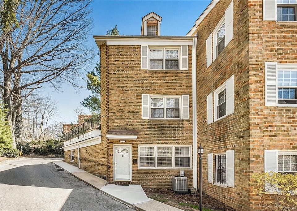 1st image of 114 Texas Ave #8R