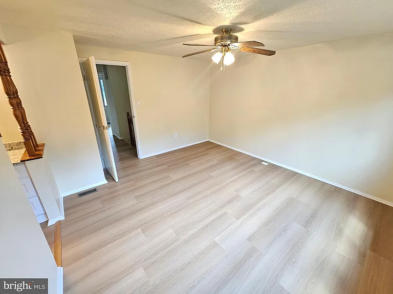 17021 Moss Side Ln — Photo 31