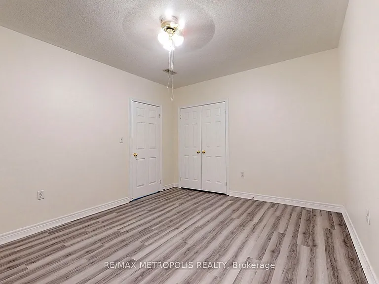 7340 Markham Rd #107 — Photo 12