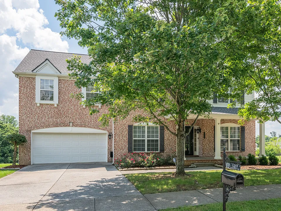 1255 Habersham Way