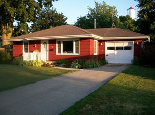 216 E Green St, Winterset, IA 50273