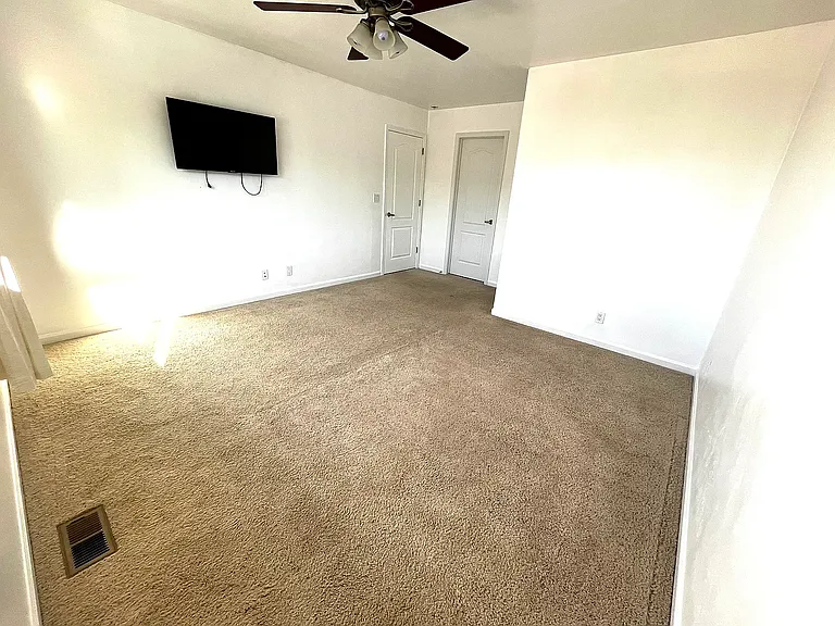60 Mill Rd #K — Photo 8