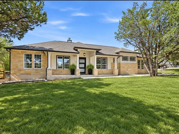 26 Persimmon Dr, Wimberley, TX 78676