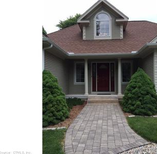 16 Scoville Landing Rd, Moodus, CT, 06469