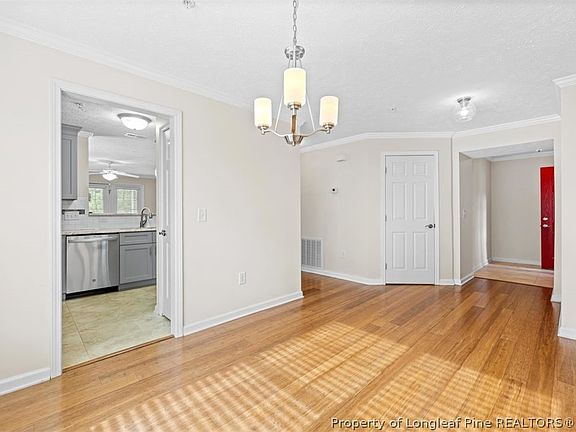 4th image of 3310 Harbour Pointe Pl Unit 5