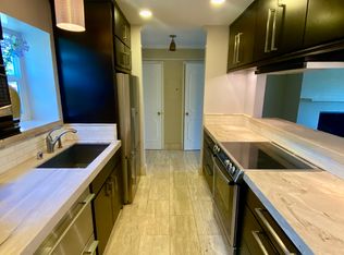 445 Oak Grove Ave APT 13, Menlo Park, CA 94025