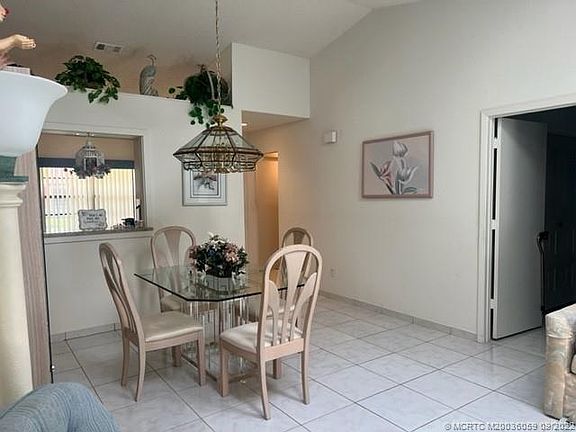5th image of 2331 SE Brekenridge Cir