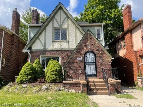19137 Santa Barbara Dr, Detroit, MI 48221