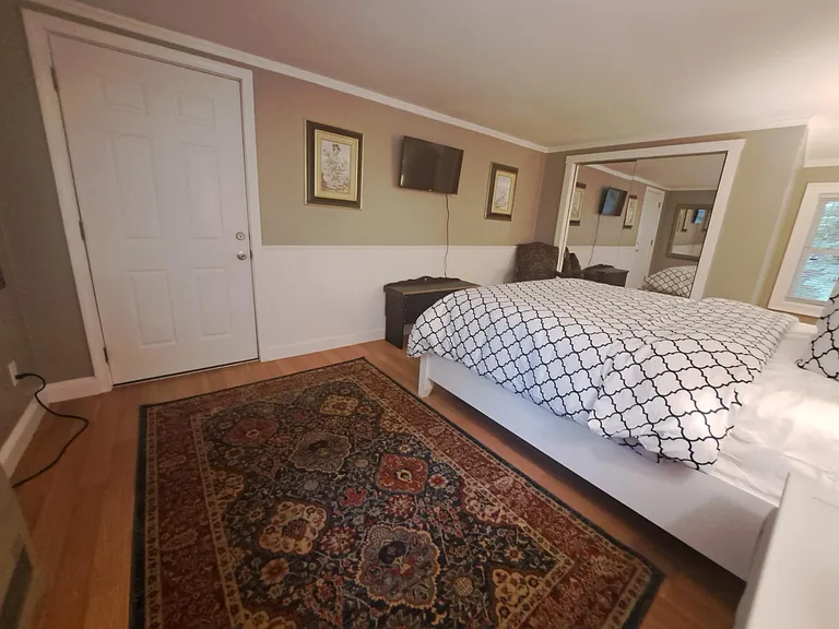 414 Blueberry Ln — Photo 16