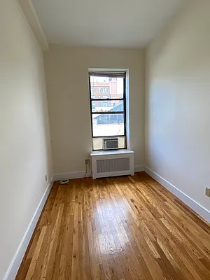 Rented by Harris Philip NYC | media 9