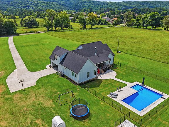 3rd image of 6979 Mouse Creek Rd NW