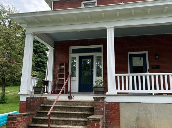 910 Campbell Ave SW #B