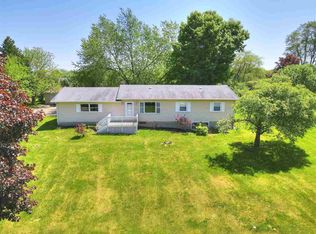 8820 Bradford Rd, Eaton Rapids, MI 48827