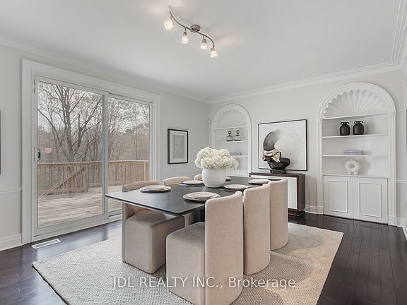 4th image of 6 Farmingdale Rd
