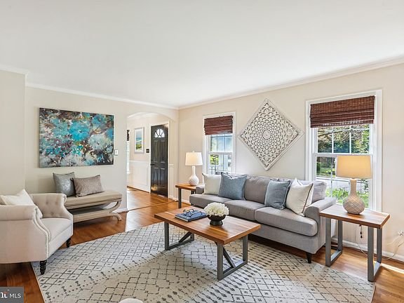 4th image of 14916 Keeneland Cir