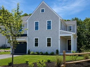 32 Pasture Hill Rd, Plymouth, MA 02360