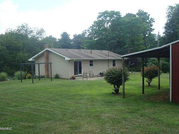 3rd image of 27304 Coulter St