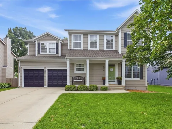 15466 Wyandotte Dr, Olathe, KS 66062