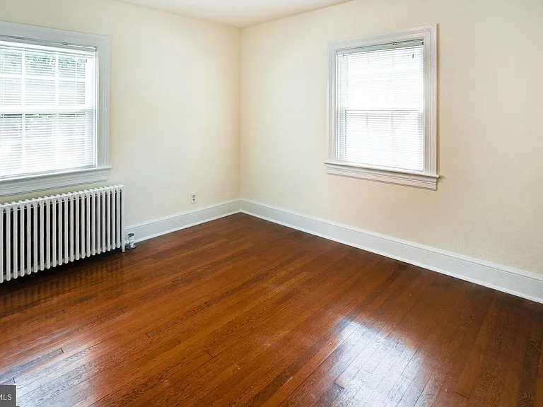 4633 Asbury Pl NW — Photo 13