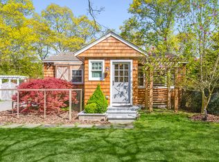 19 Pembroke Dr, East Hampton, NY 11937
