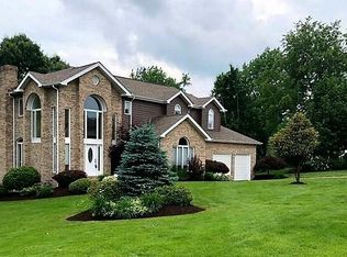 45 Ridgewood Dr, Mc Donald, PA 15057