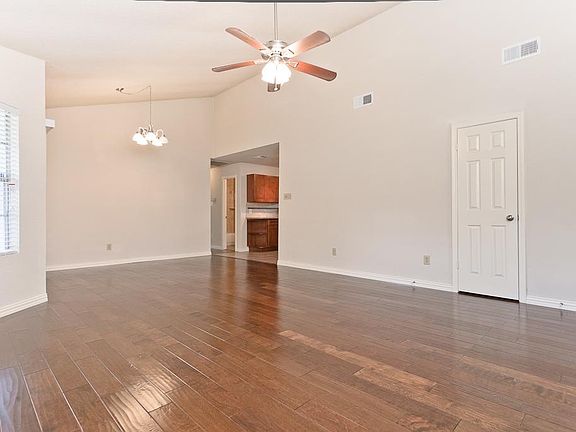 5th image of 10703 Grand Pines Dr