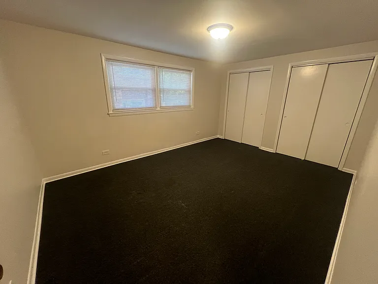 7832 S Cregier Ave #2E — Photo 6