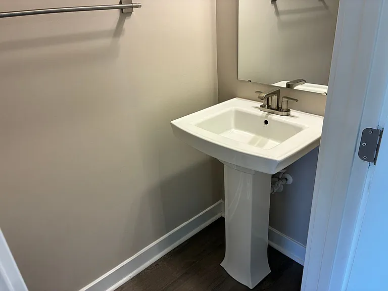 2030 Parow Ln NW — Photo 12