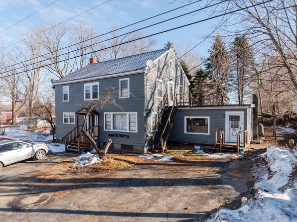 10 Carter Street, Norway, ME 04268