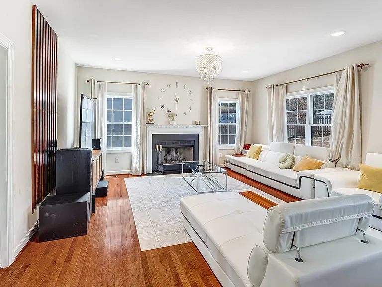 8312 Telegraph Rd — Photo 42