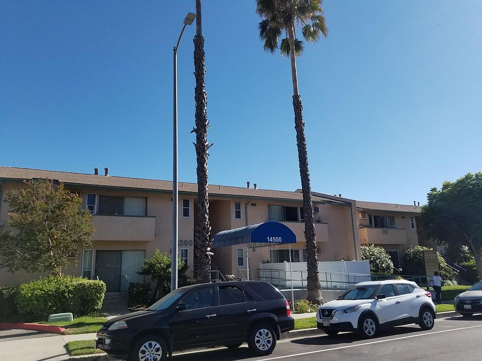 1st image of 14502 Olive View Dr #142