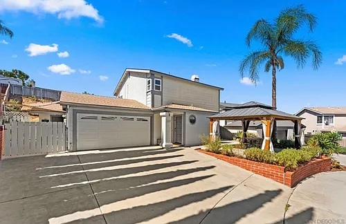 1233 Titan Ct Photo 1