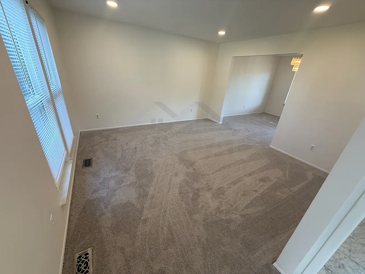 4 bed, 2.5 bath, 2050 sqft, $3,245 — Photo 3