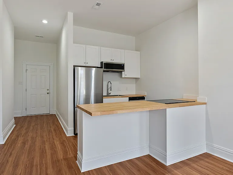 1619 W Grace St — Photo 25