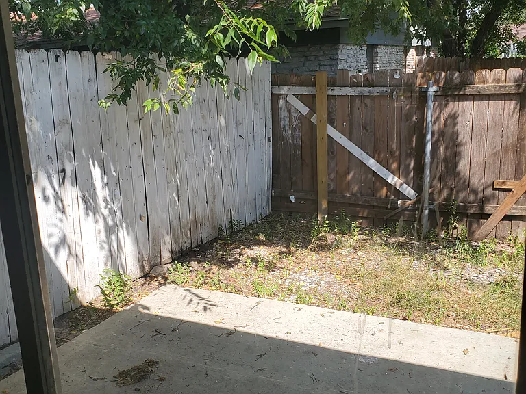 903 N Meadows Dr #C — Photo 14