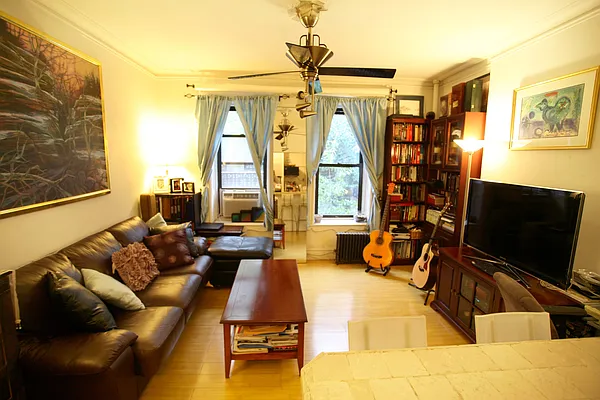 Rented by Avenues Real Estate | media 11