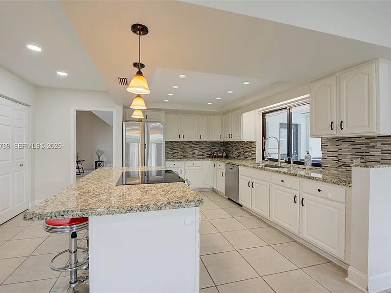 1300 NW 122nd Ave — Photo 11