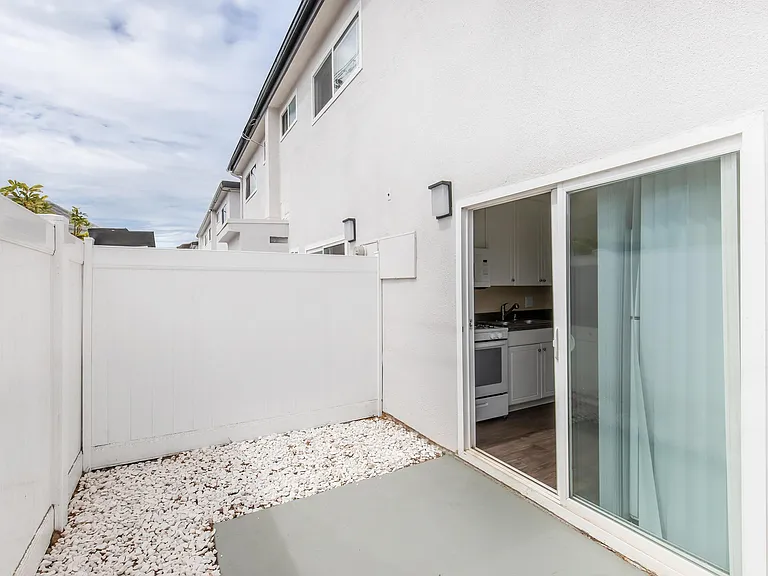 Sandpointe Cove Apartment Homes — Photo 39