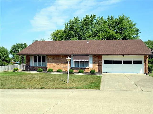 2955 Avery Cir photo 1