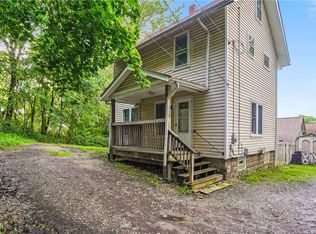 381 Bethwayne Ct, Akron, OH 44311