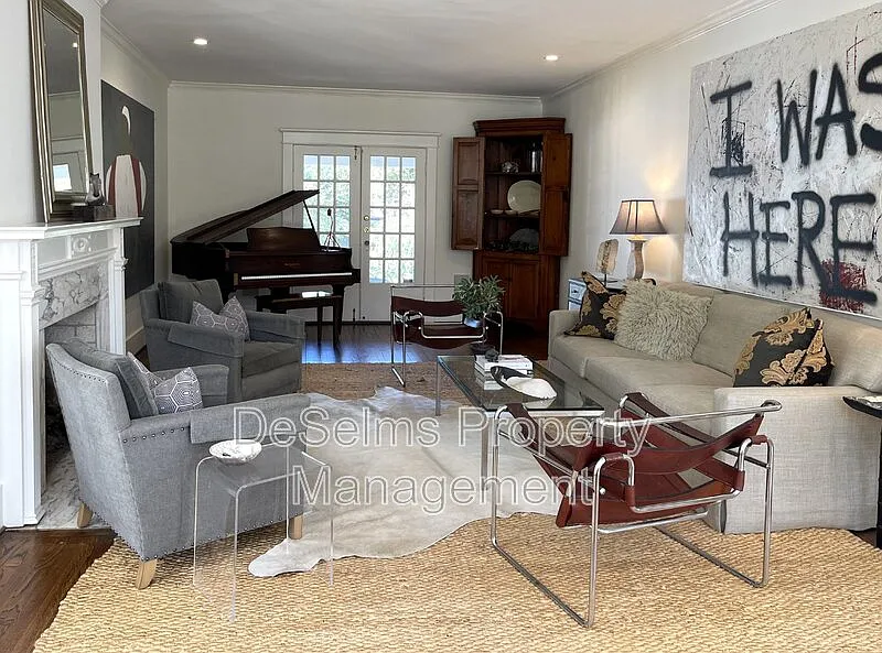 3 bed, 2.5 bath, 2800 sqft, $6,800 — Photo 4