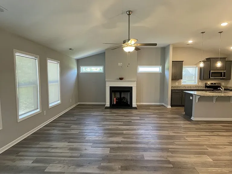 219 Grist Mill Dr — Photo 5