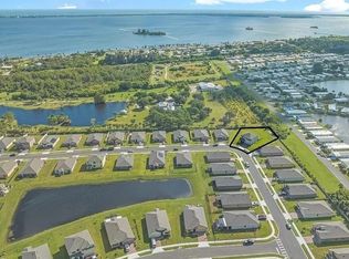 7489 Tourmaline Dr, Grant Valkaria, FL 32949